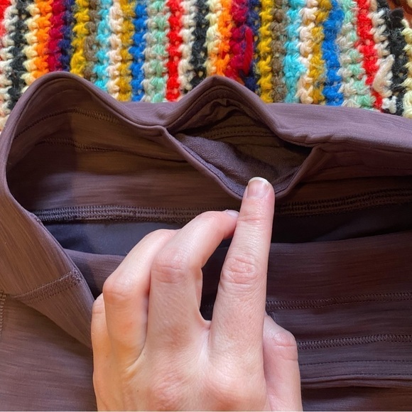 Lululemon Invigorate High-Rise Short 10” in Black Currant Purple Small 4 - Picture 7 of 9